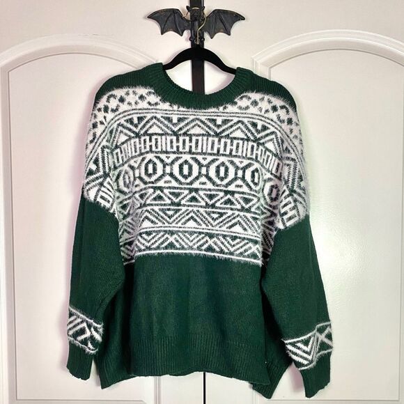 Maurices Fuzzy Sweater Green & White Soft Stretchy Flattering cut size 3X NWT - Picture 2 of 13